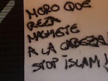 Pintadas en la mezquita de Sevilla Pintadas en la mezquita de Sevilla