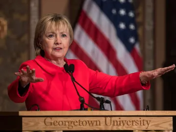 La exsecretaria de estado y excandidata demócrata a la presidencia de Estados Unidos, Hillary Clinton. La exsecretaria de estado y excandidata demócrata a la presidencia de Estados Unidos, Hillary Clinton.