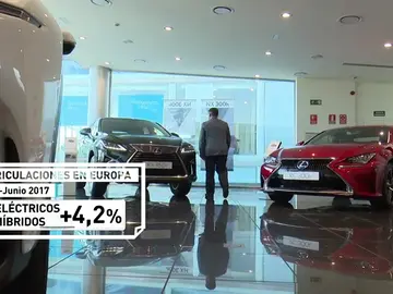 Los coches de gasolina superan en ventas a los diésel en España Los coches de gasolina superan en ventas a los diésel en España