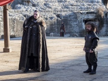 Jon Snow y Tyrion Lannister en Juego de Tronos