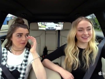 Maisie Williams y Sophie Turner imitan a Ned Stark en el 'Carpool Karaoke' más divertido