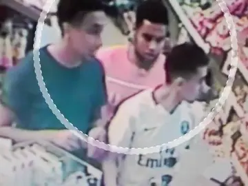 Exclusiva: las imágenes de los terroristas en un área de servicio de Cambrils Exclusiva: las imágenes de los terroristas en un área de servicio de Cambrils