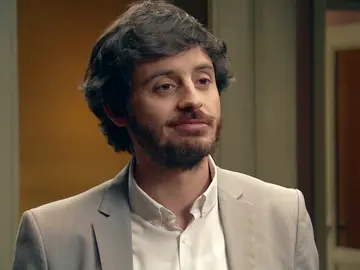 Jaime aprueba la compra por parte de Pierre Benoit Jaime aprueba la compra por parte de Pierre Benoit