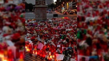 Homenaje en Las Ramblas a las víctimas del atentado en Barcelona