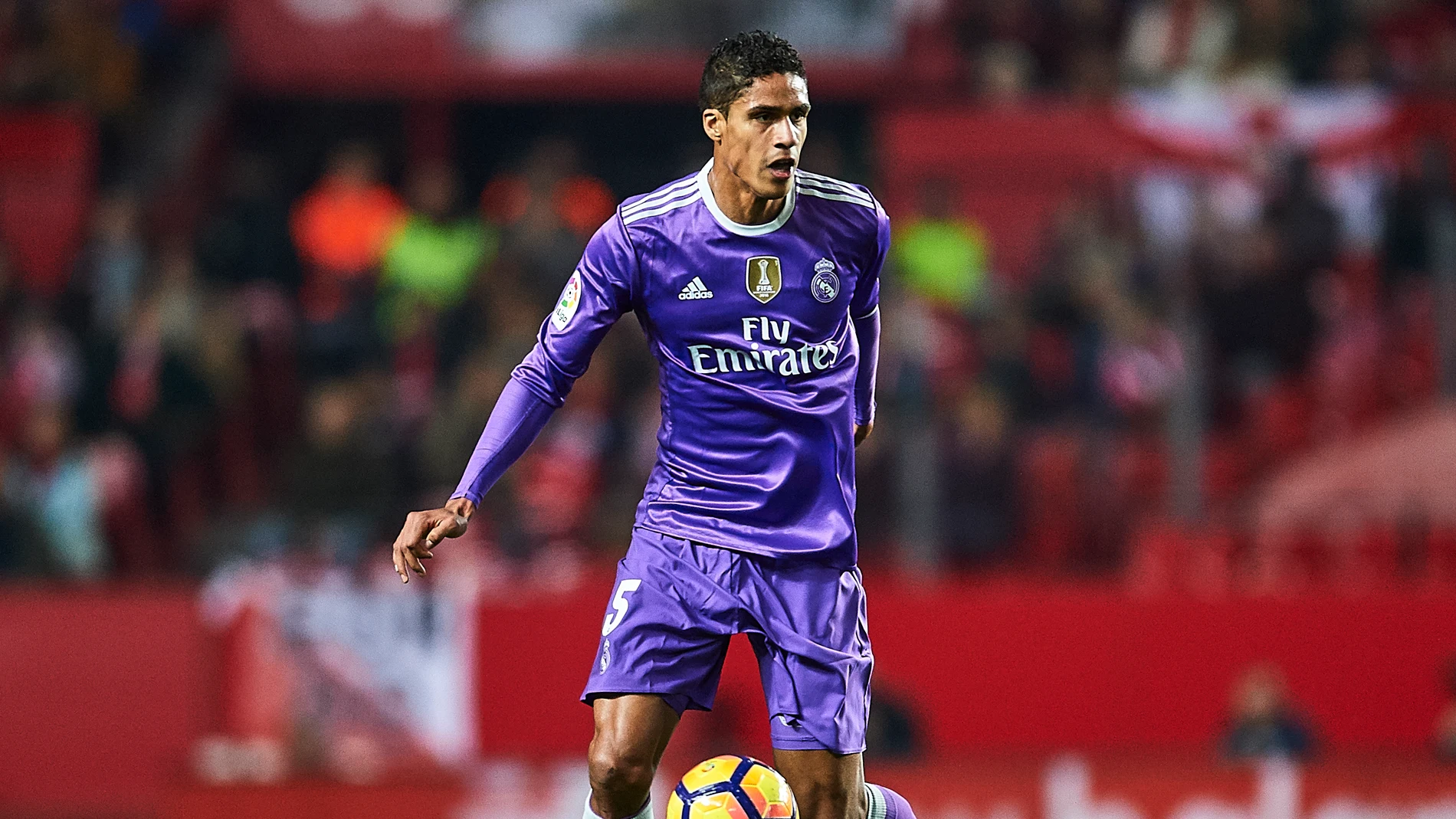 Varane en un partido Varane en un partido
