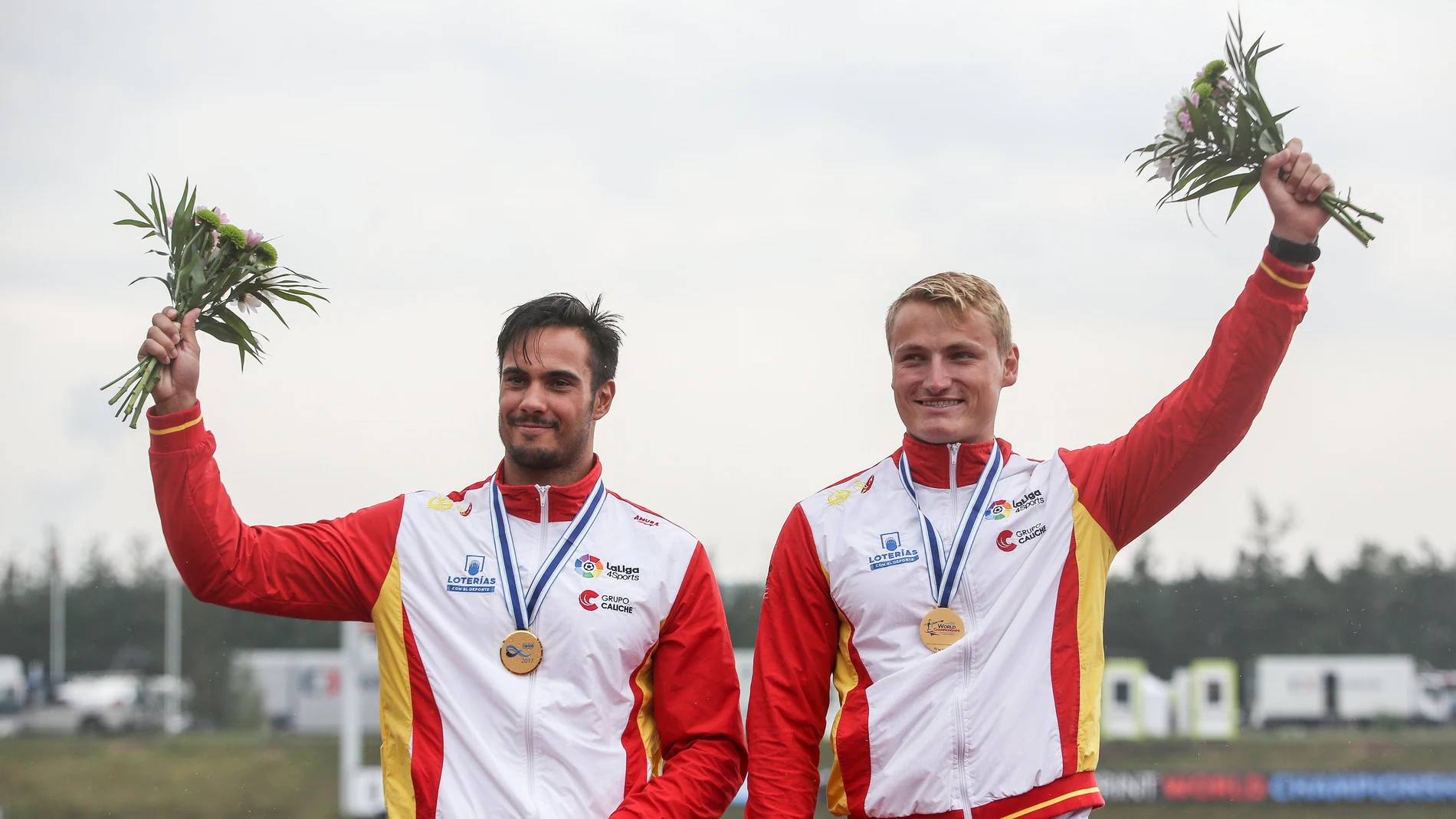 Los españoles tras ganar el oro Los españoles tras ganar el oro