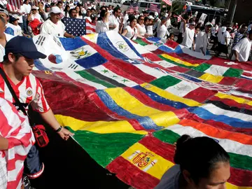 Una bandera multicultural Una bandera multicultural