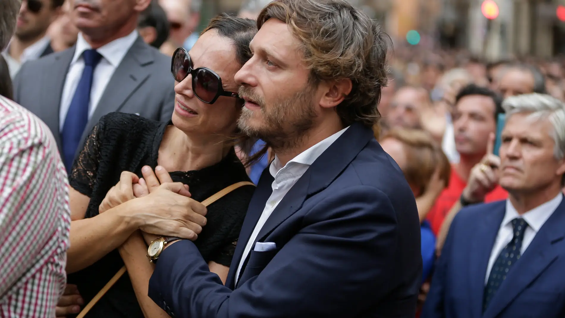 Su hija Sonia González y Juan Peña