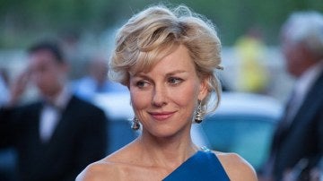 Naomi Watts como Diana de Gales