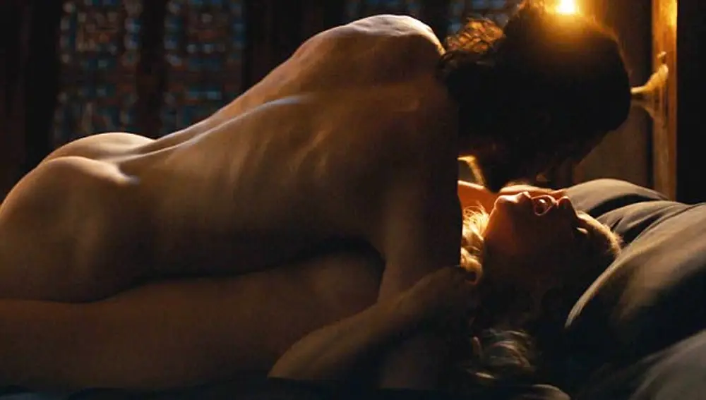 Jon Snow y Daenerys Targaryen desatan su pasión en 'Juego de Tronos'