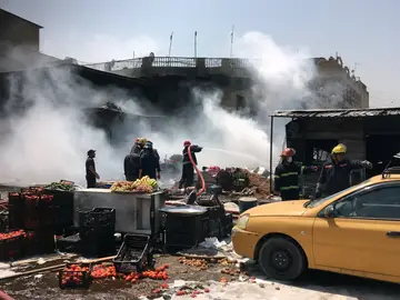Coche bomba que hizo explosión en la zona de Yamila, Bagdad Coche bomba que hizo explosión en la zona de Yamila, Bagdad