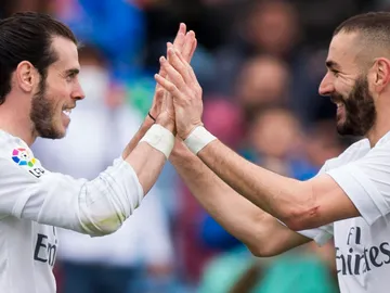 Bale y Benzema en un partido Bale y Benzema en un partido