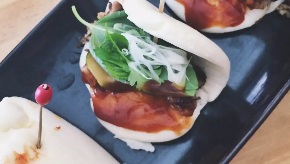 Buns and Bones, placer asiático Buns and Bones, placer asiático