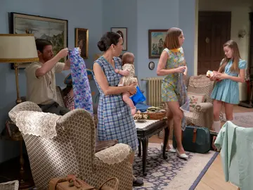 La familia Gómez se prepara para la mudanza La familia Gómez se prepara para la mudanza