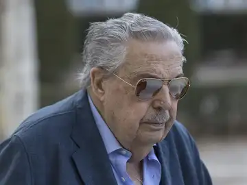 El padre de Ignacio González, a su llegada a la Audiencia Nacional El padre de Ignacio González, a su llegada a la Audiencia Nacional