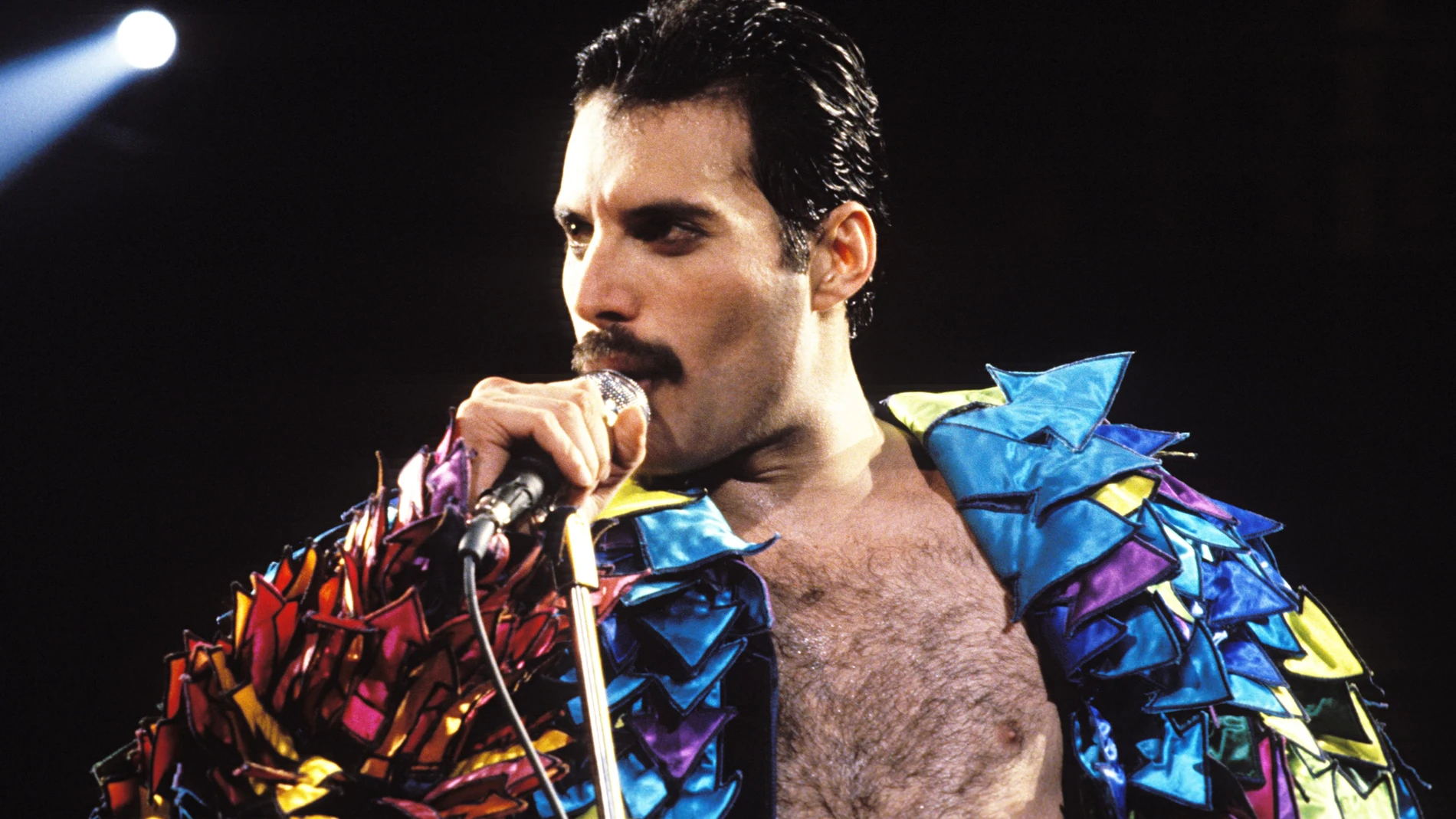 Freddie Mercury en un concierto de 'Queen' Freddie Mercury en un concierto de 'Queen'