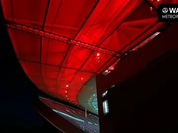 Así brilla el Wanda en la noche madrileña Así brilla el Wanda en la noche madrileña