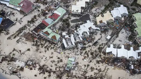 la parte francesa de San Martín por el huracán Irma la parte francesa de San Martín por el huracán Irma