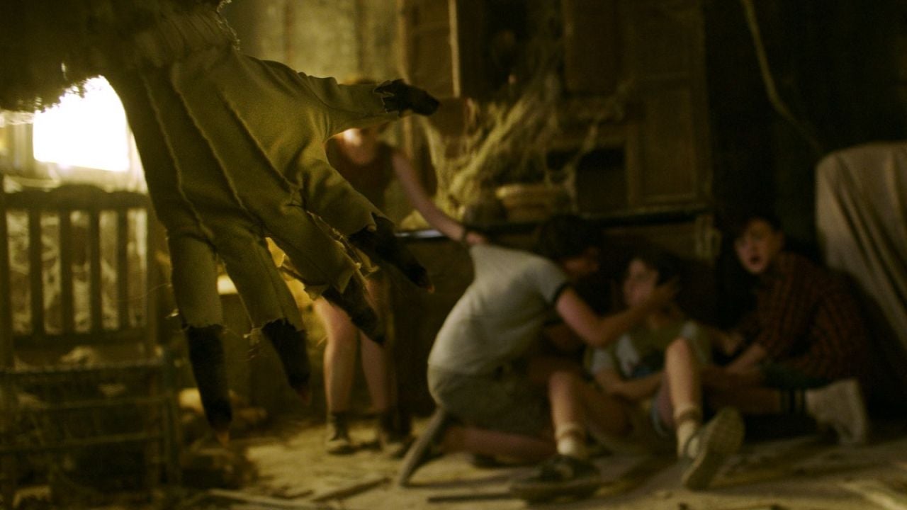 Оно 2017 трейлер. Оно 2017 трейлер. Оно 2017 беверли. Дом на нейболт стрит 29. Беверли марш оно.