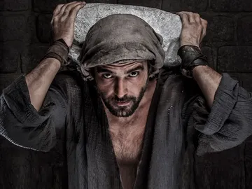 Venganza, amor y traición en 'La Catedral del Mar' Venganza, amor y traición en 'La Catedral del Mar'