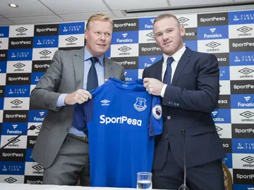 Koeman, con Rooney Koeman, con Rooney