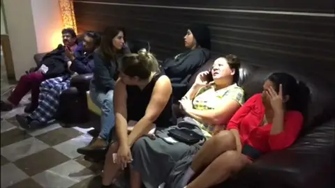 Así vivieron los méxicanos el terremoto: "Lo primero que hice fue agarrar a mi niña" Así vivieron los méxicanos el terremoto: "Lo primero que hice fue agarrar a mi niña"