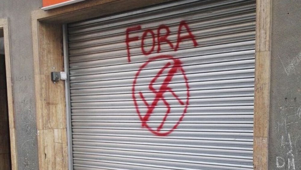 Pintada en la sede de Ciudadanos en Montcada