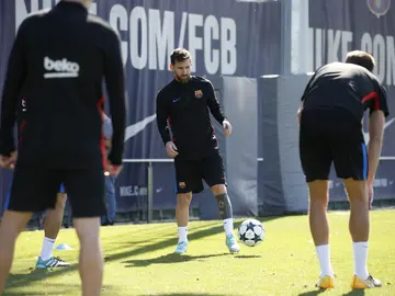 Messi, en un entrenamiento con el Barcelona Messi, en un entrenamiento con el Barcelona