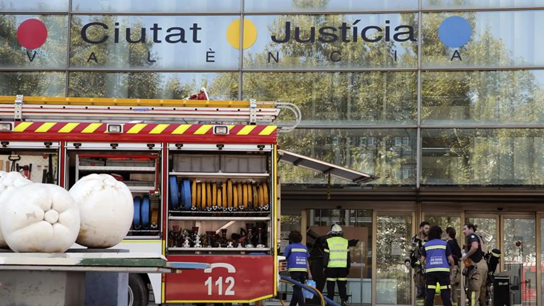 Incendio en los juzgados de Valencia Incendio en los juzgados de Valencia