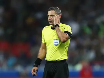 Skomina, en un partido Skomina, en un partido