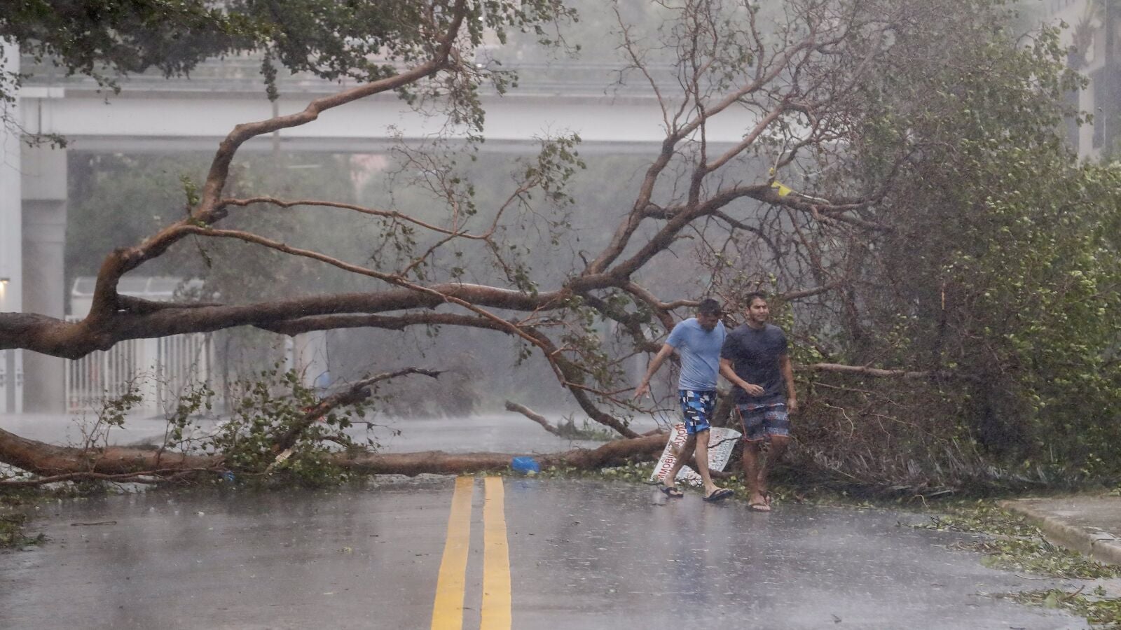 Sólo cuatro de cada diez estadounidenses tienen contratada una póliza que le cubre daños causados por huracanes como Irma