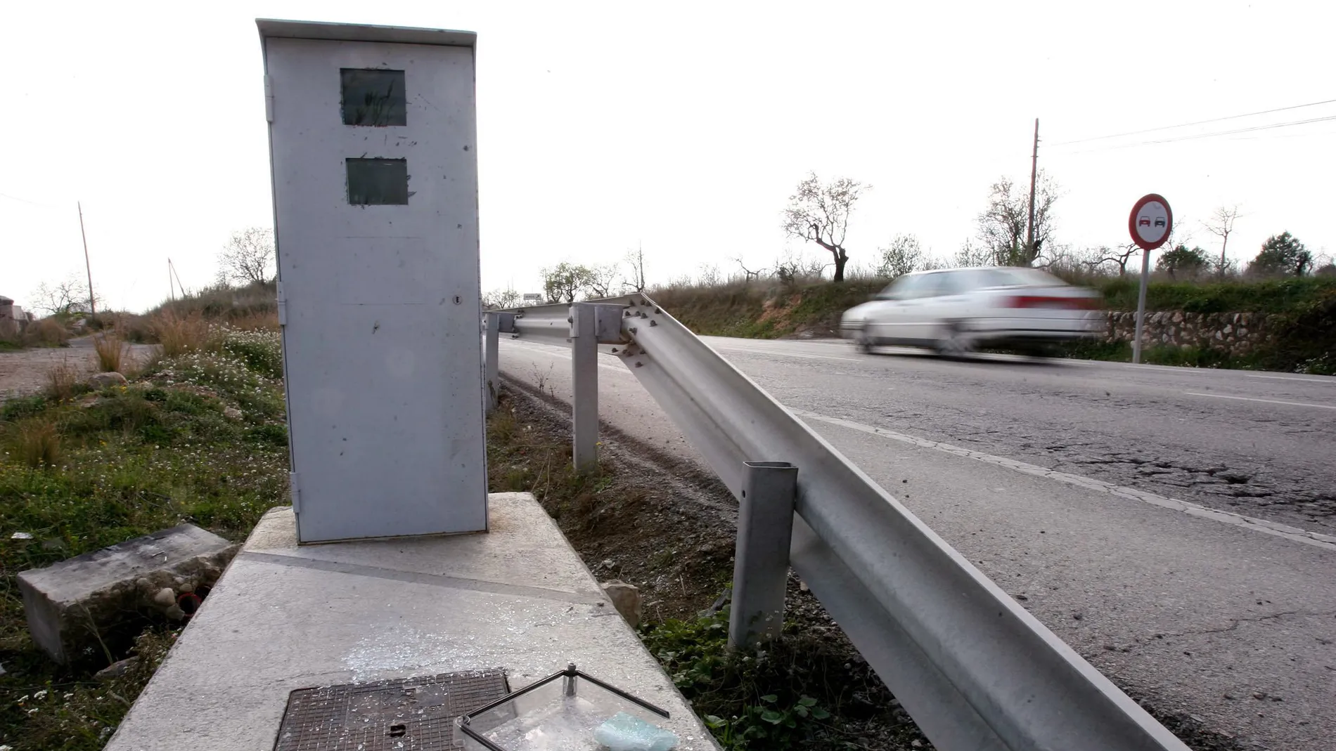 Comienzan a funcionar los primeros 50 radares de control del uso del cinturón Comienzan a funcionar los primeros 50 radares de control del uso del cinturón