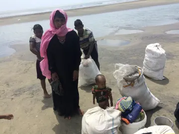 Una familia de refugiados rohinyás Una familia de refugiados rohinyás