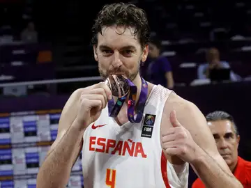Pau Gasol, con la medalla de bronce del Eurobasket Pau Gasol, con la medalla de bronce del Eurobasket