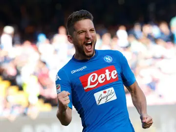 Mertens celebra un gol Mertens celebra un gol