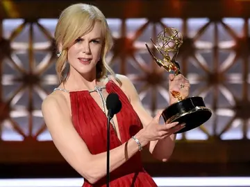 Nicole Kidman con su premio Emmy por 'Big Little Lies' Nicole Kidman con su premio Emmy por 'Big Little Lies'