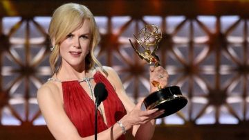 Nicole Kidman con su premio Emmy por 'Big Little Lies'