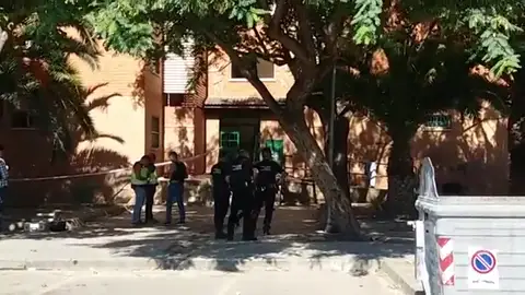Tres heridos en un tiroteo cerca de un colegio en un barrio de Paterna Tres heridos en un tiroteo cerca de un colegio en un barrio de Paterna