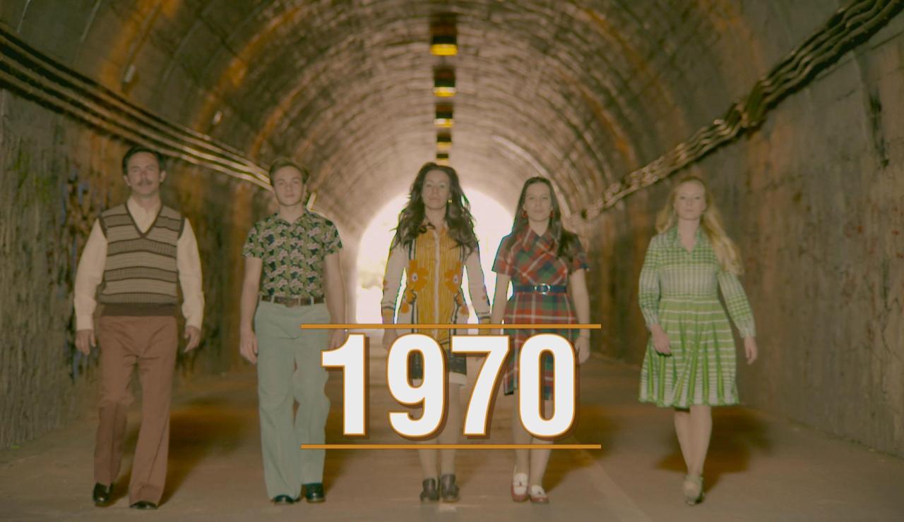 El Citr&ouml;en 2CV, estampados de infarto y el tel&eacute;fono invaden a los Vela Cedena en los 70