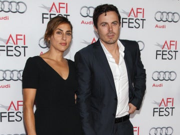 Casey Affleck y Summer Phoenix Casey Affleck y Summer Phoenix