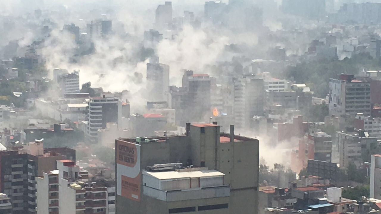 Una superviviente del terremoto de México, entre sollozos "Nos