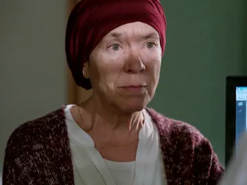 Doctor a Sara: “Creo que debes saber la verdad, estamos en la recta final” Doctor a Sara: “Creo que debes saber la verdad, estamos en la recta final”