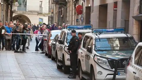 La Guardia Civil está registrando la sede de AGISSA, la compañía municipal de aguas de Girona La Guardia Civil está registrando la sede de AGISSA, la compañía municipal de aguas de Girona