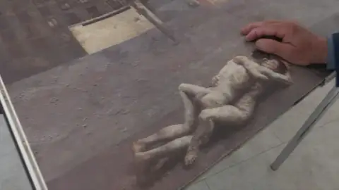 El realismo del pintor Antonio López ahora en papel El realismo del pintor Antonio López ahora en papel