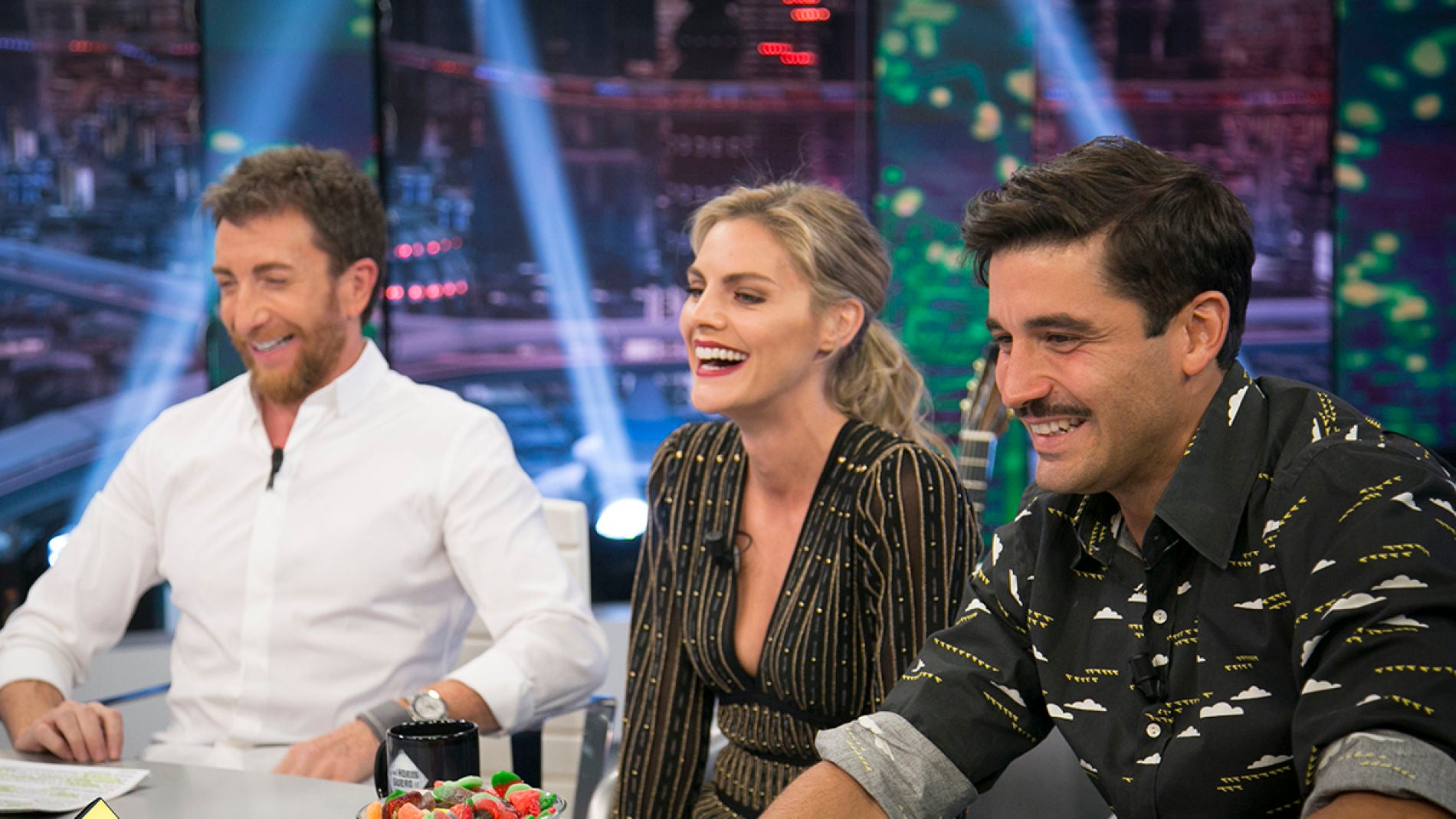 &Aacute;lex Garc&iacute;a y Amaia Salamanca, expectantes ante el estreno de 'Tiempos de guerra' en 'El Hormiguero 3.0'