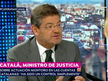 Catalá, sobre la declaración de los alcaldes que facilitarán el 1-O: "No se va a detener a nadie, pero a ellos les interesa subir el tono del discurso" Catalá, sobre la declaración de los alcaldes que facilitarán el 1-O: "No se va a detener a nadie, pero a ellos les interesa subir el tono del discurso"