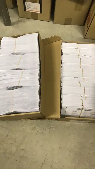 La Guardia Civil interviene en Unipost más de 45.000 sobres nominales para constituir las mesas del 1-O La Guardia Civil interviene en Unipost más de 45.000 sobres nominales para constituir las mesas del 1-O