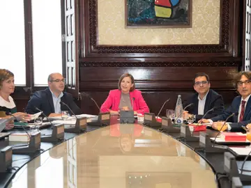 La presidenta del Parlament de Cataluña, Carme Forcadell, preside la Mesa del Parlament La presidenta del Parlament de Cataluña, Carme Forcadell, preside la Mesa del Parlament