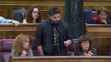 ERC desafía a Rajoy y abandona el Pleno del Congreso: "Quite sus sucias manos de Cataluña"