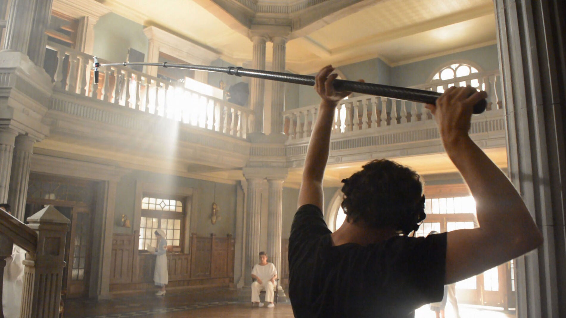 Recorremos el impresionante hall de &lsquo;Tiempos de Guerra&rsquo; de la mano de Carlos Bodel&oacute;n